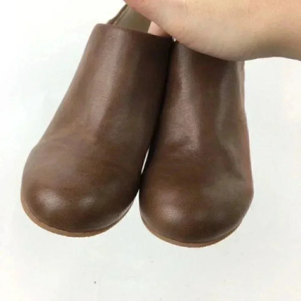 New Crown Vintage Ankle Boots 7 Lion Brown Booties